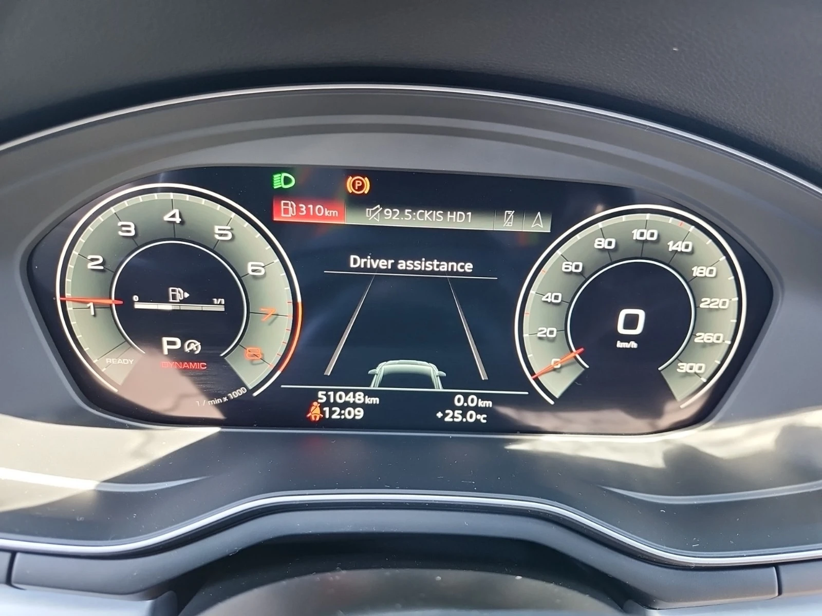 Audi A5  TECHNIK / DISTRONIC / 360 / PANORAMA , снимка 11 - Автомобили и джипове - 55939806