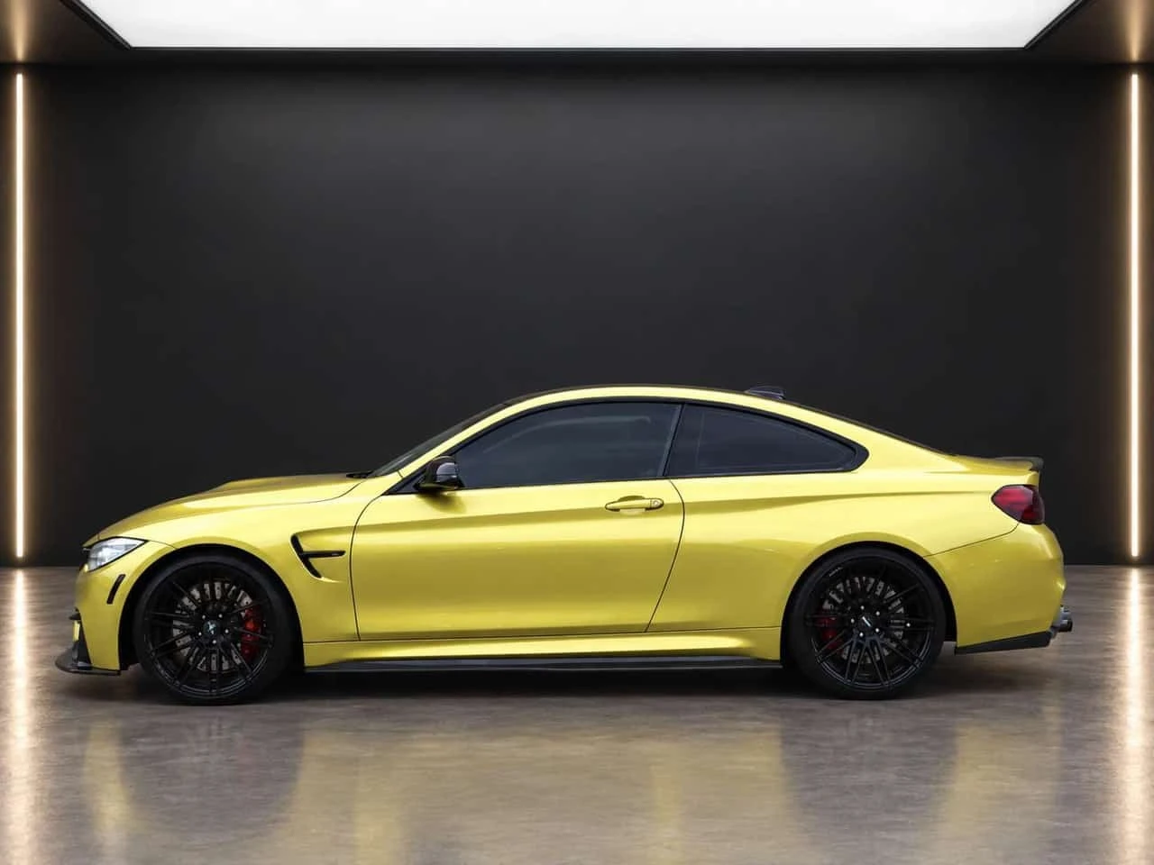 BMW M4 S55 RedLthr | Stg2 | Loaded! * CARFAX * , снимка 2 - Автомобили и джипове - 56202283