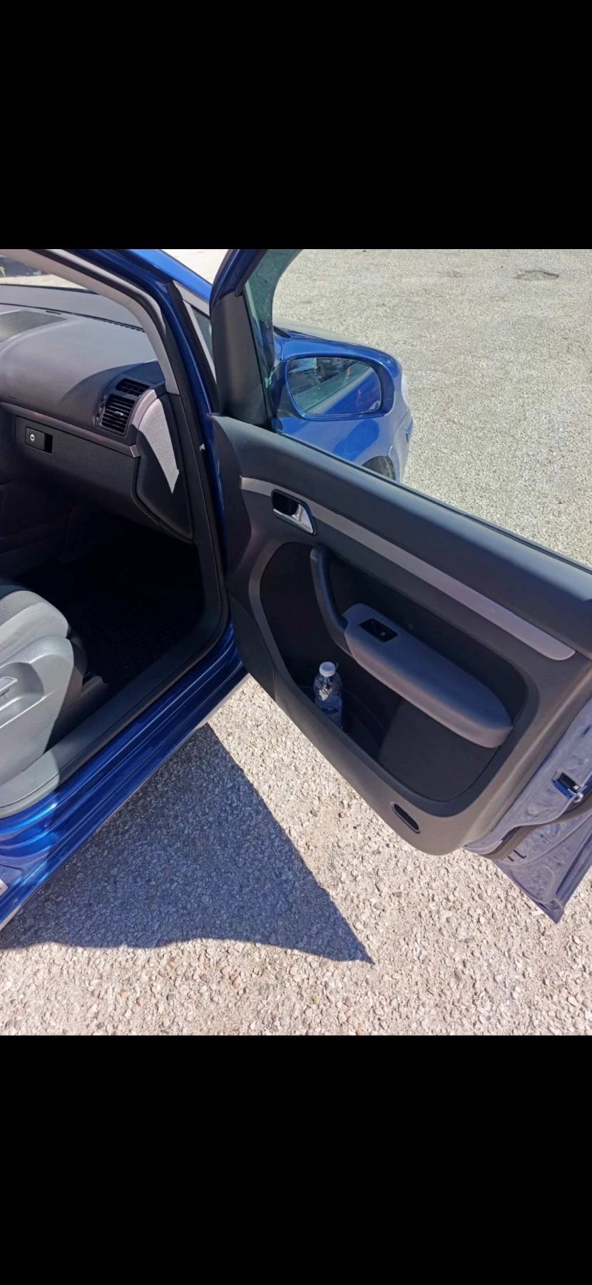 VW Touran, снимка 4 - Автомобили и джипове - 56345031