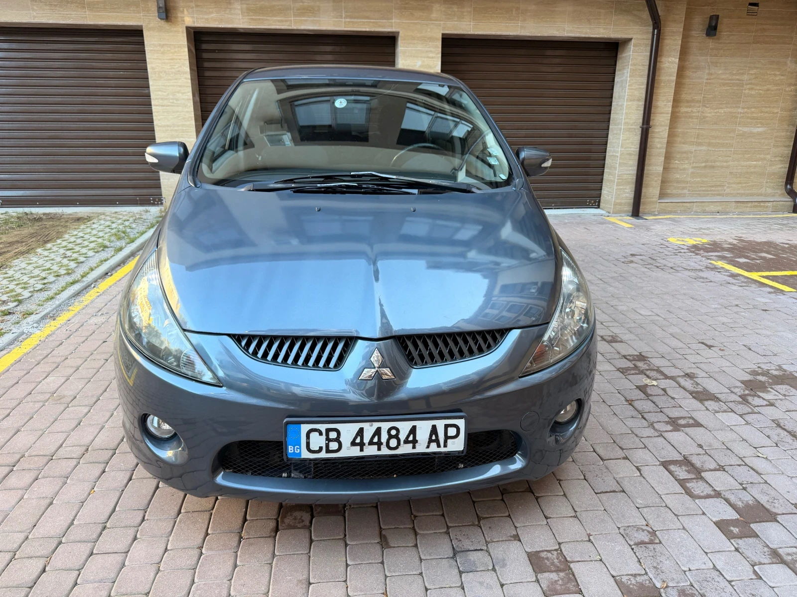 Mitsubishi Grandis  �������  | Mobile.bg � ����������� 2
