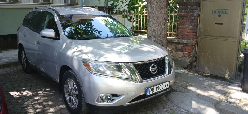 Nissan Pathfinder, снимка 2 - Автомобили и джипове - 47843114