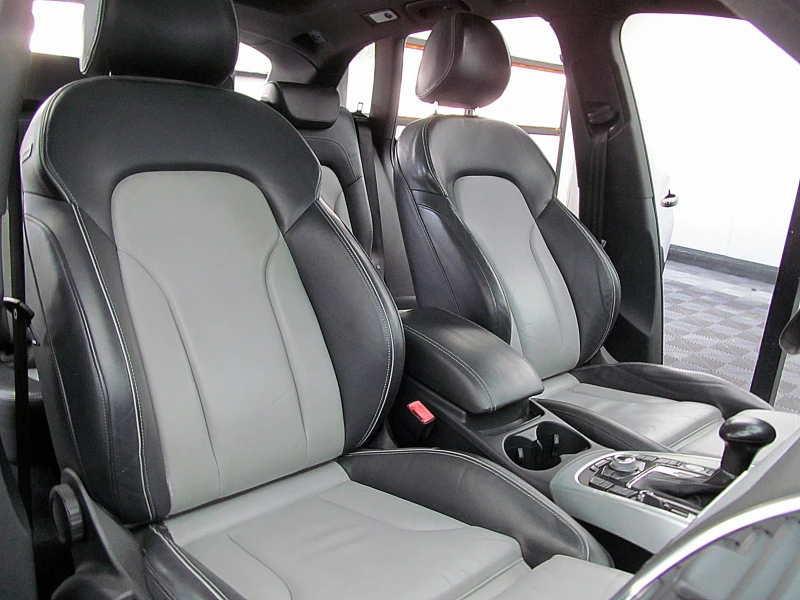 Audi Q5 S-line/Keyless Go/PANORAMA/FACE/СОБСТВЕН ЛИЗИНГ, снимка 16 - Автомобили и джипове - 50939395