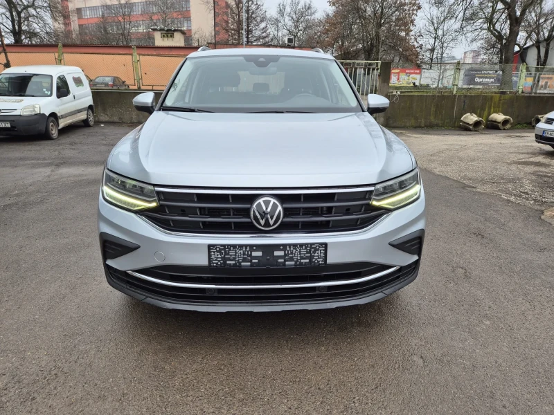 VW Tiguan Facelift, 4Motion, Distronic, Камера, История, снимка 5 - Автомобили и джипове - 53296009