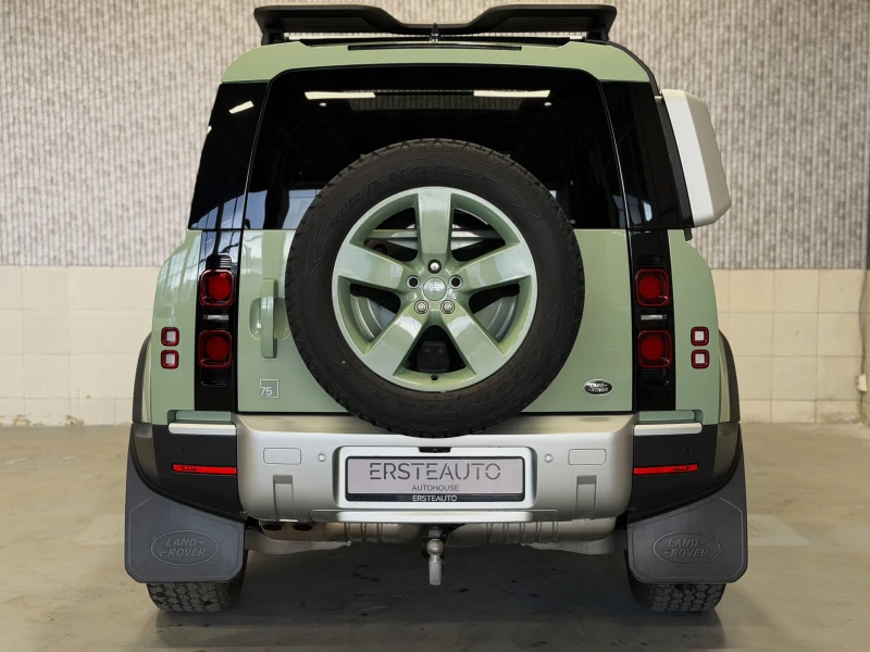 Land Rover Defender 90 D300 * 75TH LIMITED EDITION* , снимка 6 - Автомобили и джипове - 53432818