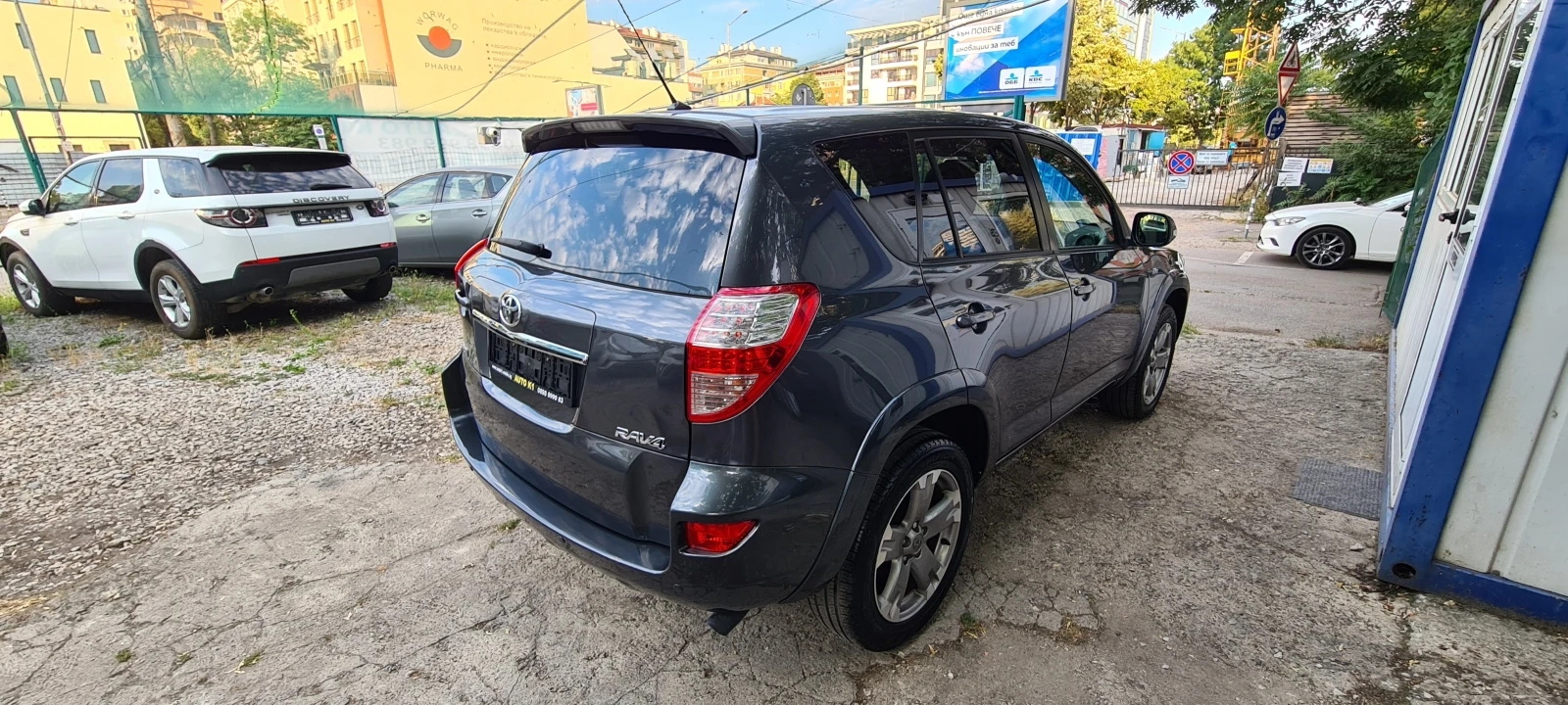 Toyota Rav4 2.2 Exclusive - изображение 4