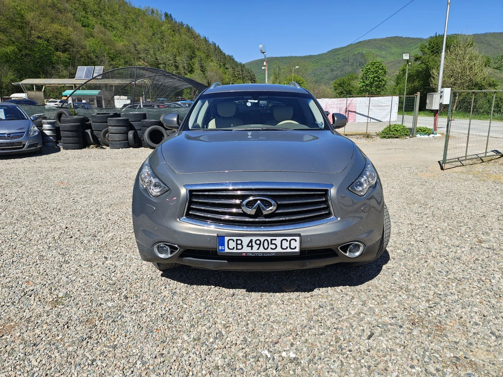 Infiniti QX70 3.0TDi V6 4+ 4 Automatic  - изображение 2