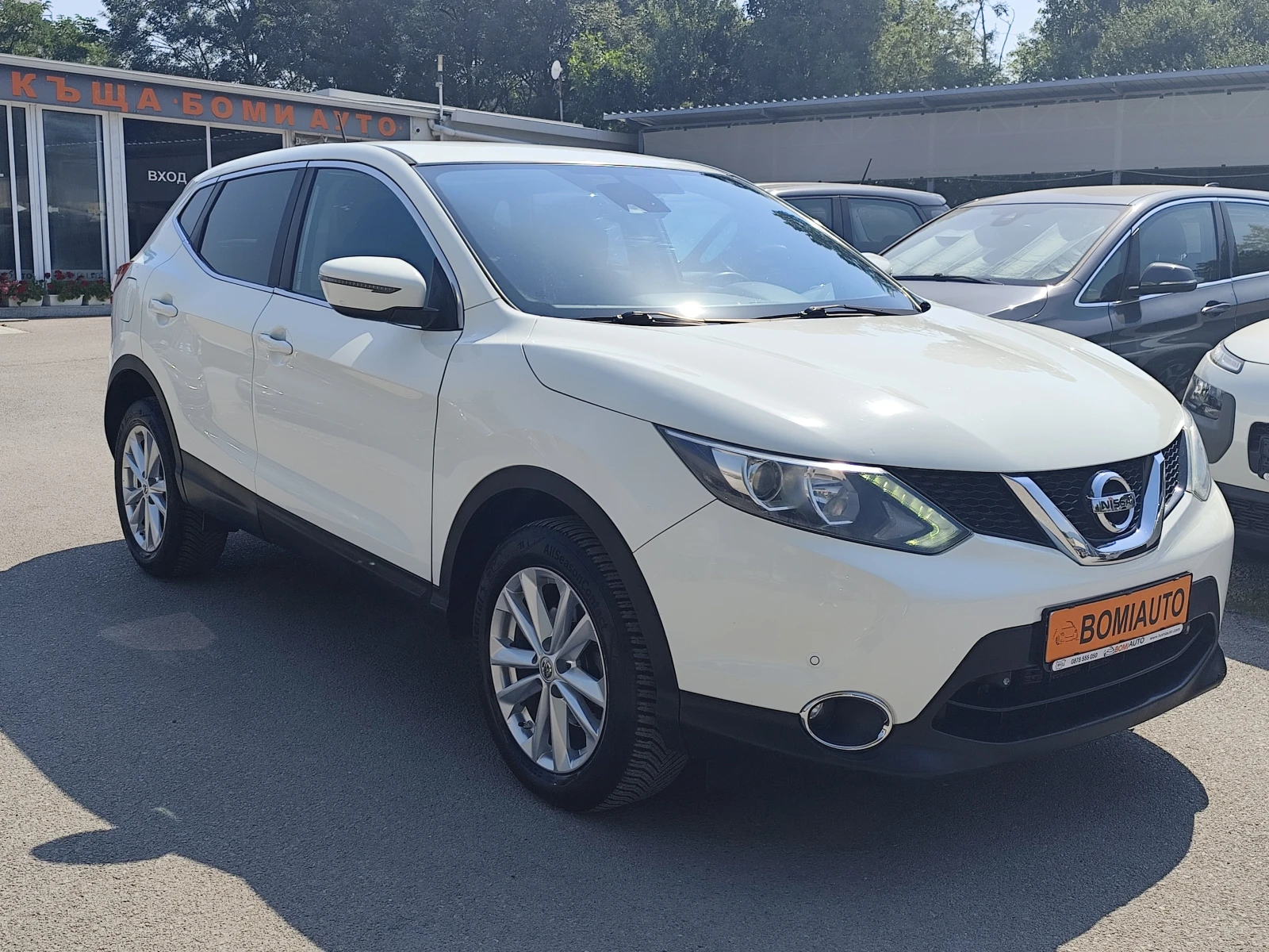 Nissan Qashqai 1.6D* LED* NAVI* CAMERA* EURO 5B*  - изображение 3