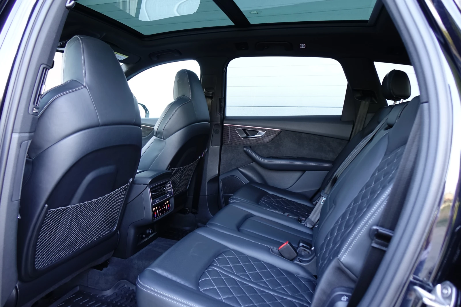 Audi SQ7 3XS-LINE* RS* LASER LIGHTS* PANO* 360*  | Mobile.bg   17