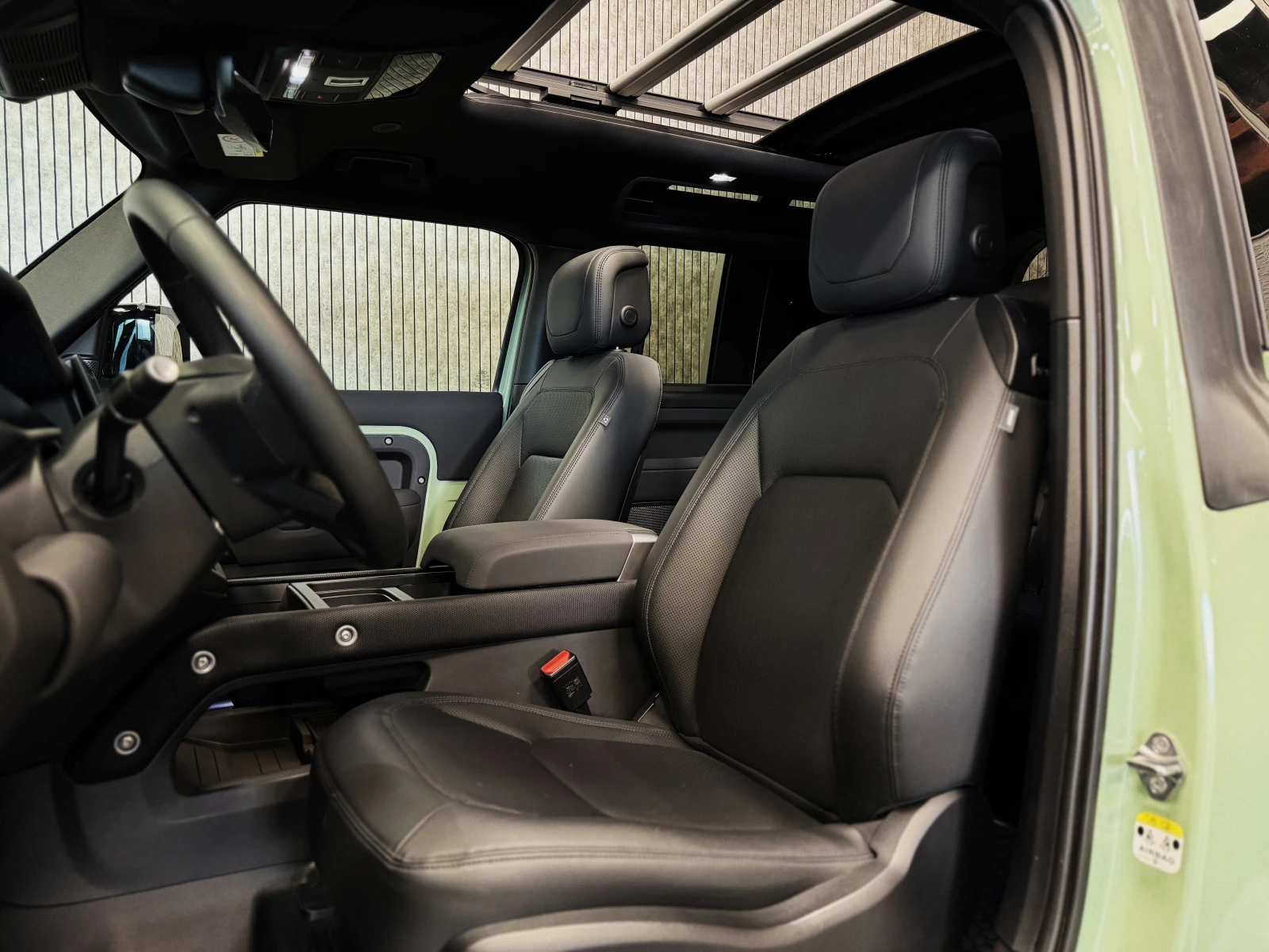 Land Rover Defender 90 D300 * 75TH LIMITED EDITION*  - изображение 8