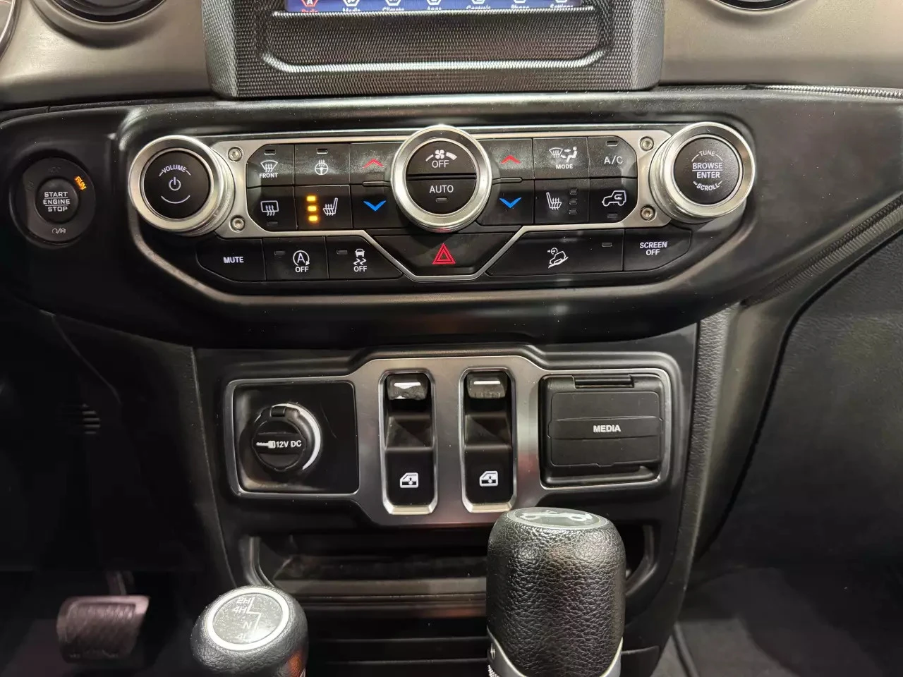 Jeep Wrangler 2020| ����� �������| 156 000KM | Mobile.bg � ����������� 11