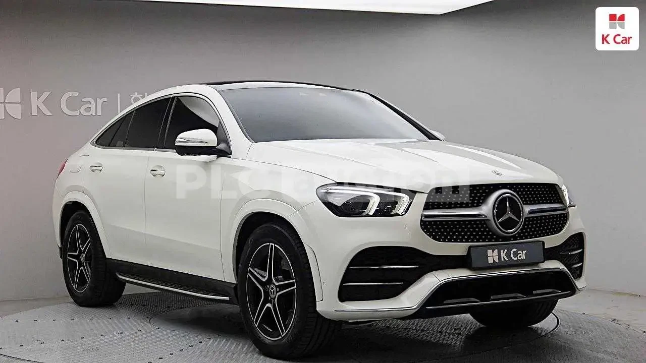 Mercedes-Benz GLE 400 * ДИСТРОНИК * ОБДУХВАНЕ * 360 * АМБИЕНТНО, снимка 2 - Автомобили и джипове - 54301200