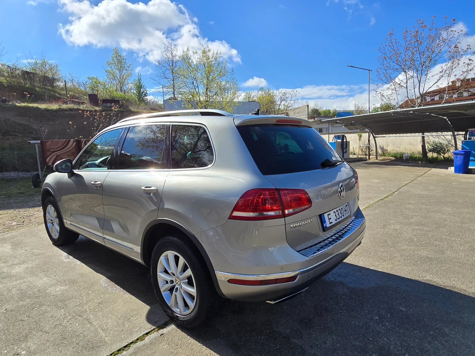 VW Touareg, снимка 6 - Автомобили и джипове - 54646945
