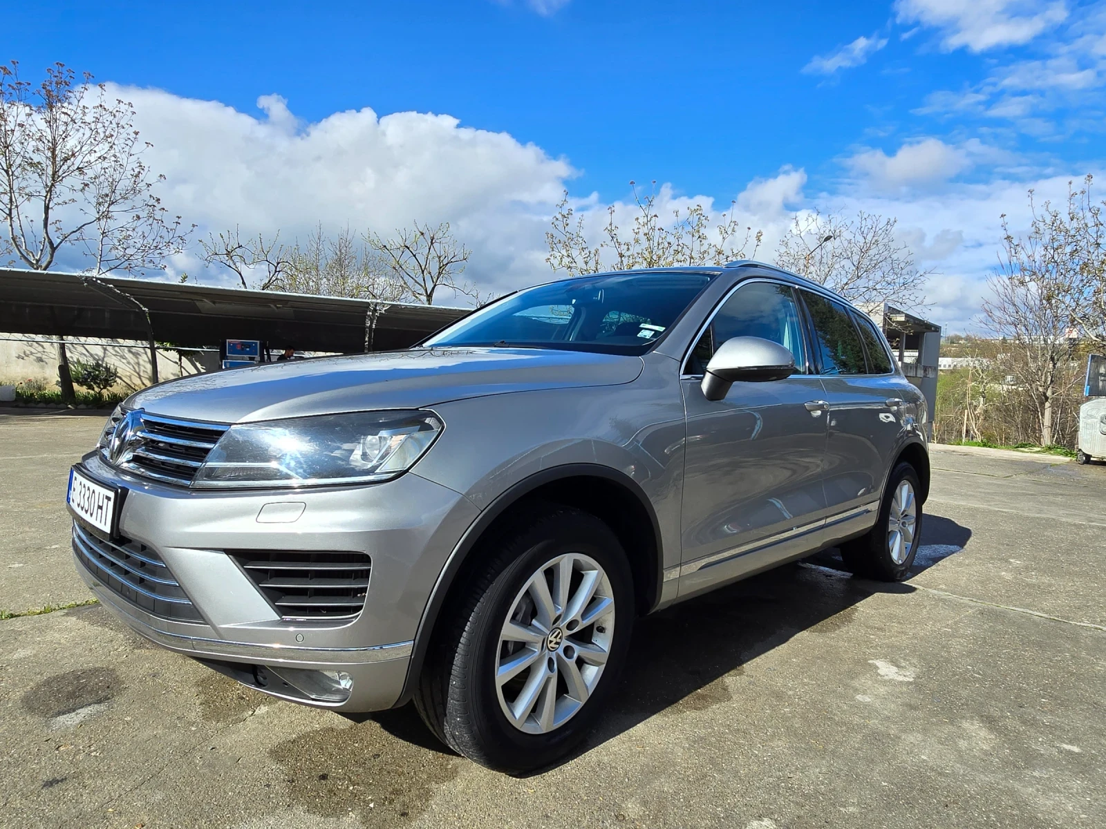 VW Touareg, снимка 9 - Автомобили и джипове - 54646945