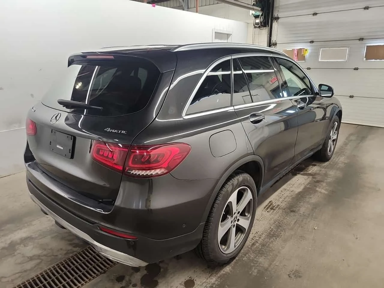 Mercedes-Benz GLC 300 �������� * ���� * KEYLESS * CARFAX | Mobile.bg � ����������� 3