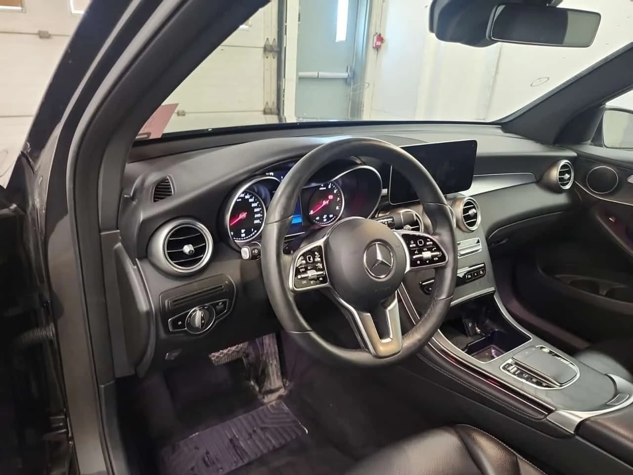 Mercedes-Benz GLC 300 �������� * ���� * KEYLESS * CARFAX | Mobile.bg � ����������� 10