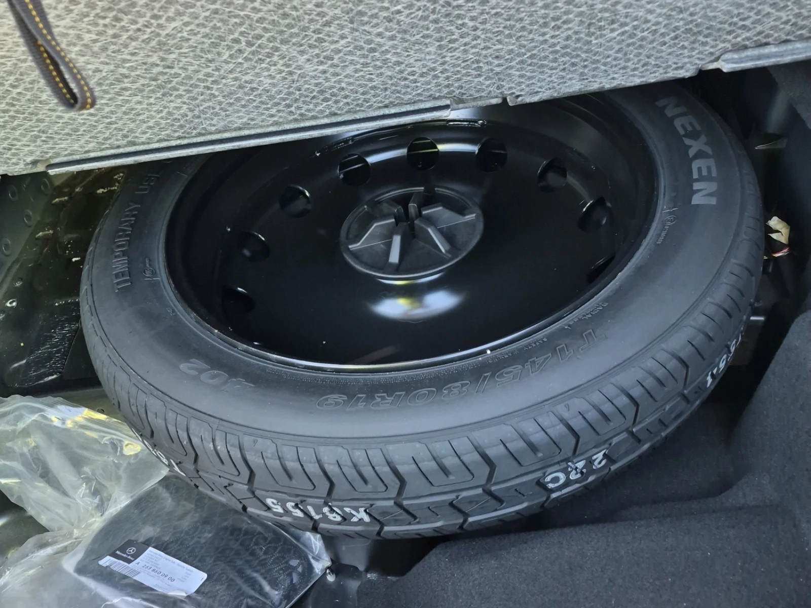 Mercedes-Benz GLC 43 AMG AMG Drive Unit* 360view* AMG Exhaust* Brum* Шибида, снимка 13 - Автомобили и джипове - 54781795