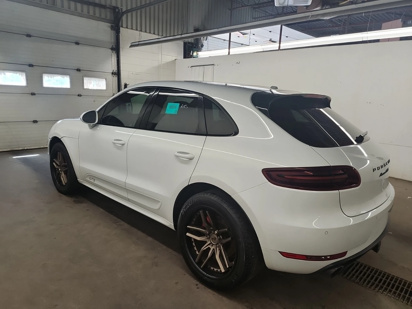 Porsche Macan GTS * * CARFAX * * АВТО КРЕДИТ * * , снимка 6 - Автомобили и джипове - 54988497