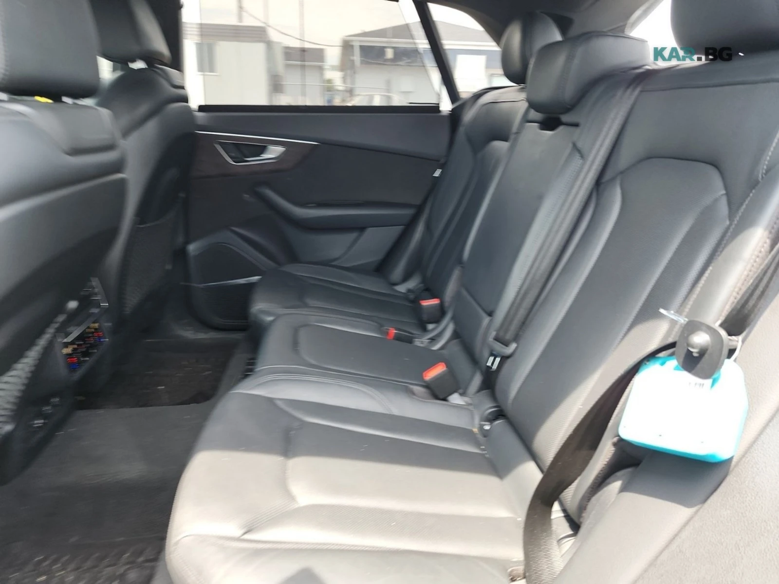 Audi Q8 Technik * Matrix * 360 * АвтоКредит * (ЦЕНА ДО БГ), снимка 13 - Автомобили и джипове - 55124776