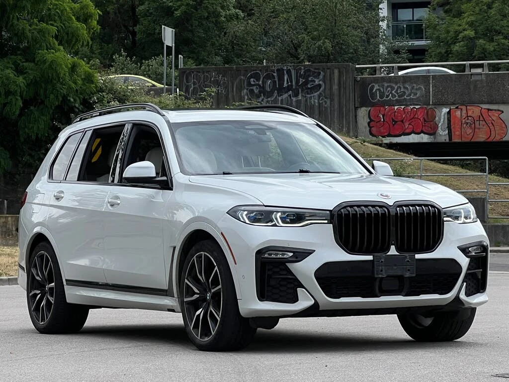 BMW X7 40i* M SPORT* LASER* HEAD UP* МАСАЖ* ОБДУХ* 360, снимка 2 - Автомобили и джипове - 55325462