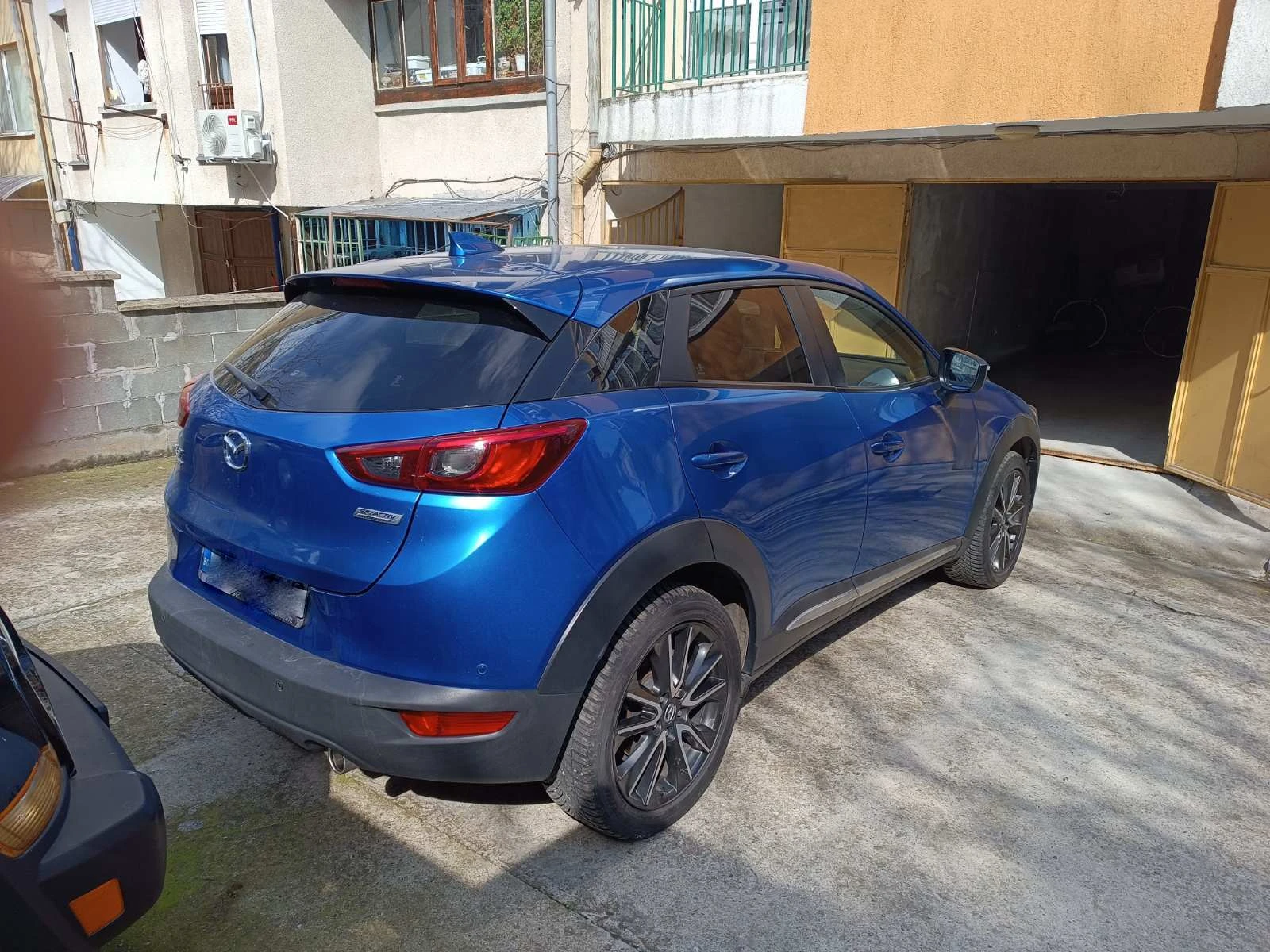 Mazda CX-3, снимка 9 - Автомобили и джипове - 56046610