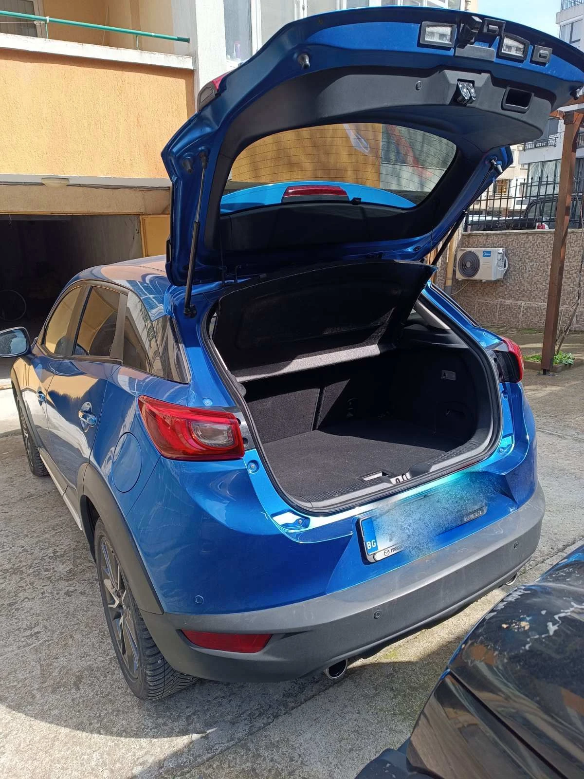 Mazda CX-3, снимка 8 - Автомобили и джипове - 56046610
