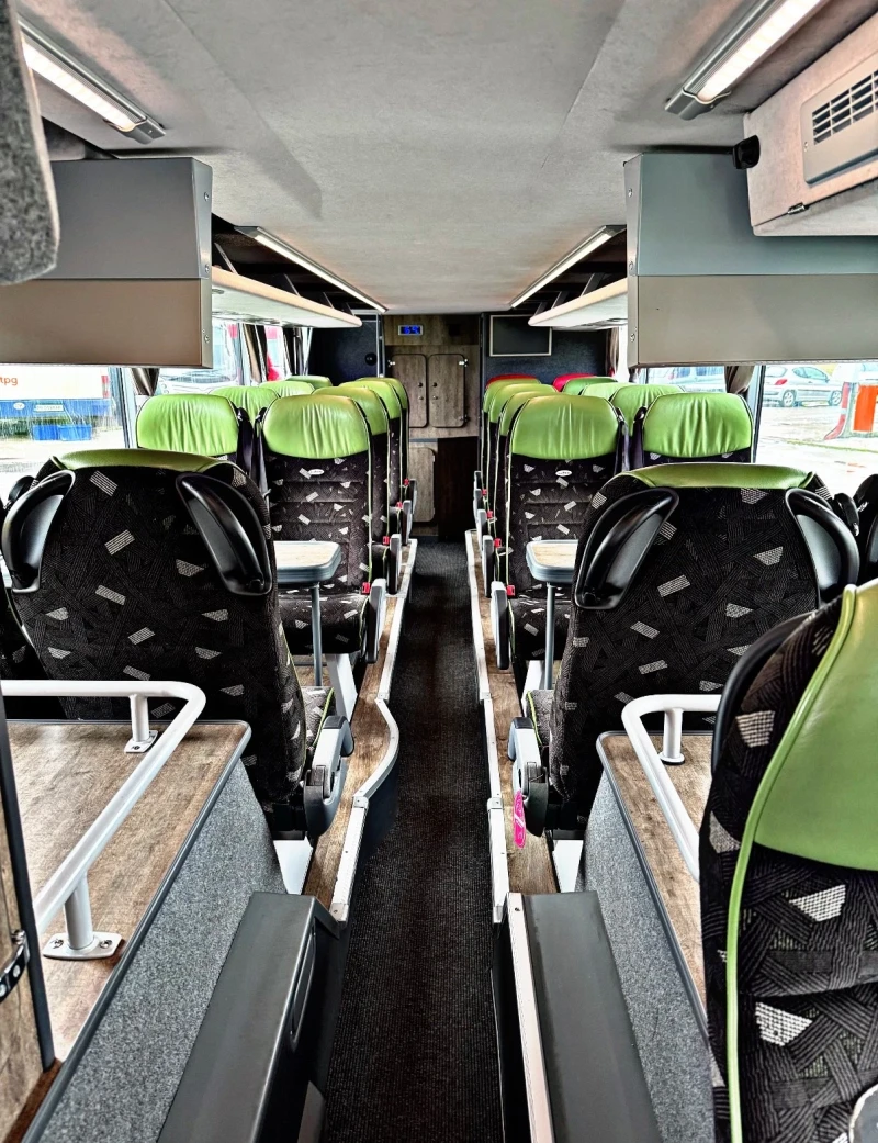 Vanhool Acron ТДХ27!ASTROMEGA!!VIP!!!99+ 1 МЕСТА!!!УНИКАТ!!!, снимка 10 - Бусове и автобуси - 52208189