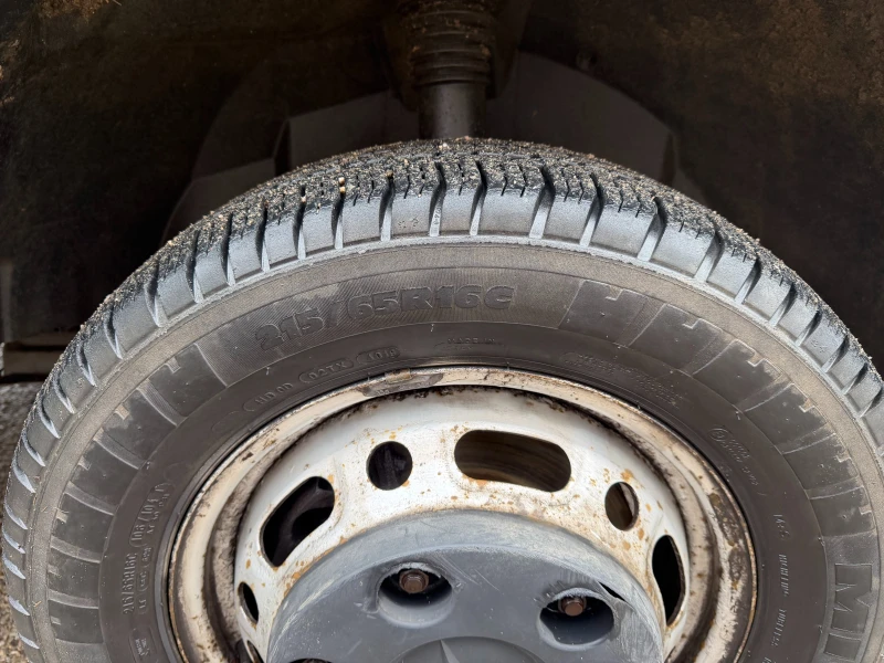 Mercedes-Benz Sprinter 515 3.5т Климатик Зимни Гуми, снимка 12 - Бусове и автобуси - 53226808