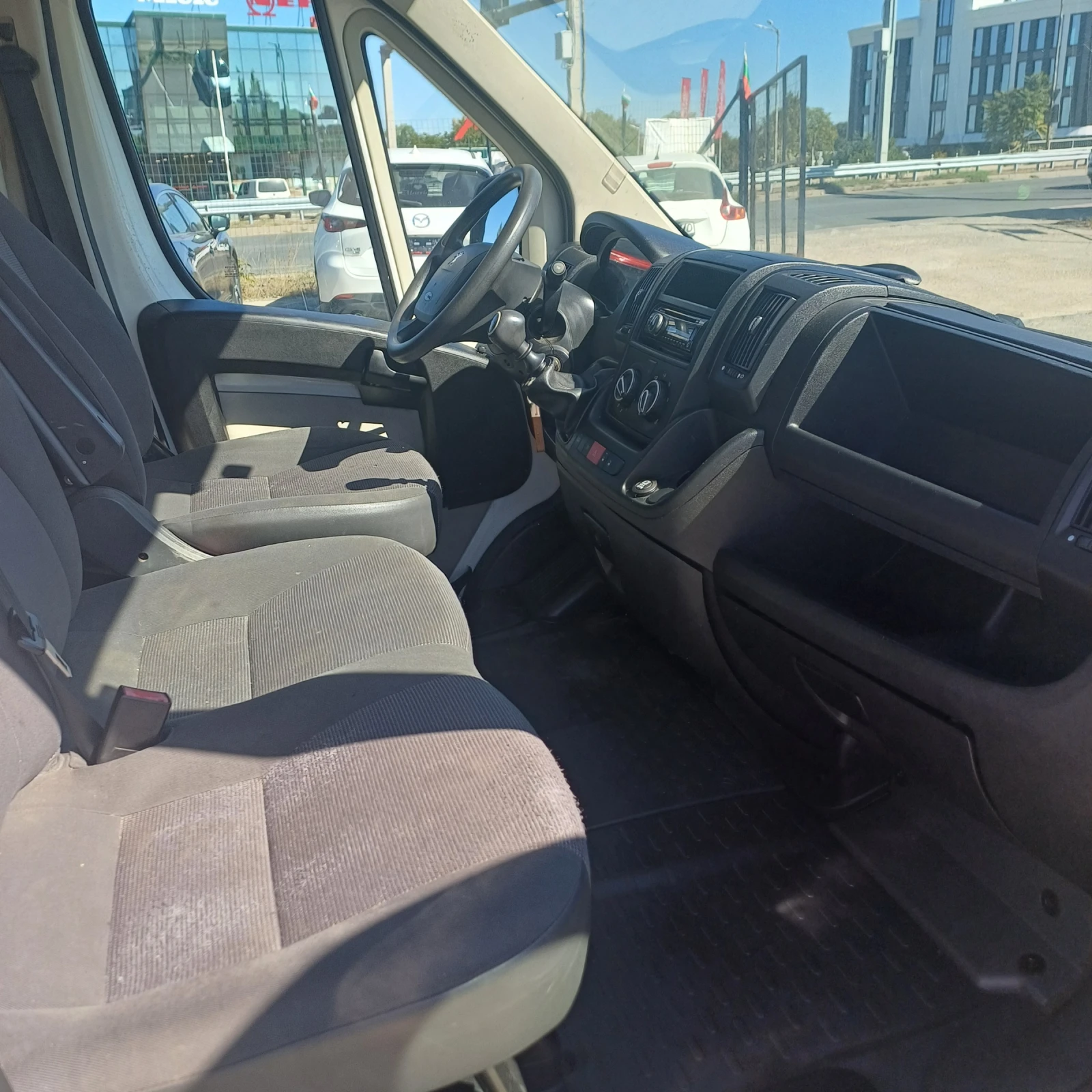 Peugeot Boxer, снимка 8 - Бусове и автобуси - 56345847