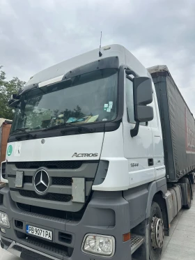 ����� �� �������� �� Mercedes-Benz 1844  MP3 ����������
