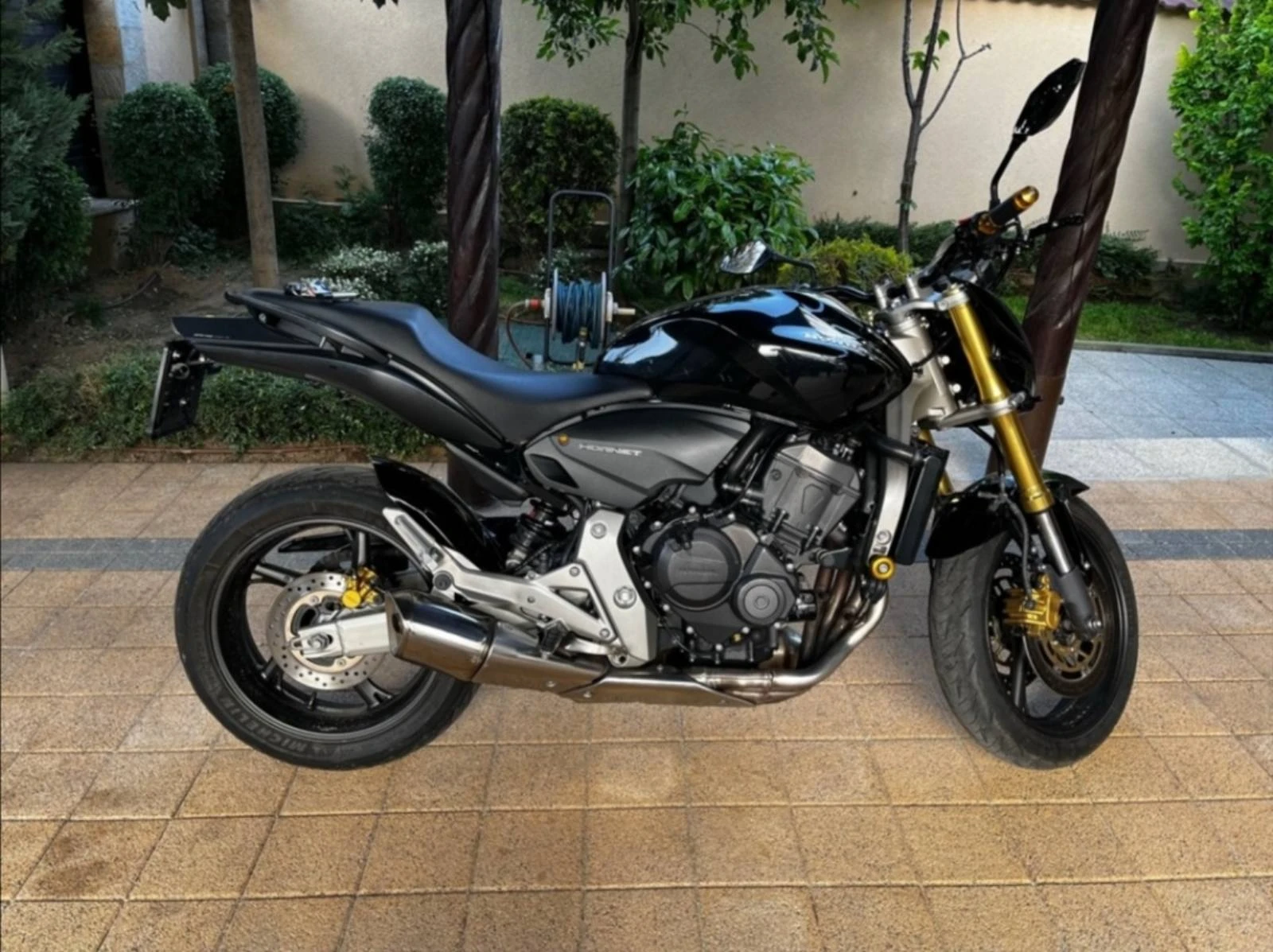 Honda Hornet, снимка 2 - Мотоциклети и мототехника - 54407024