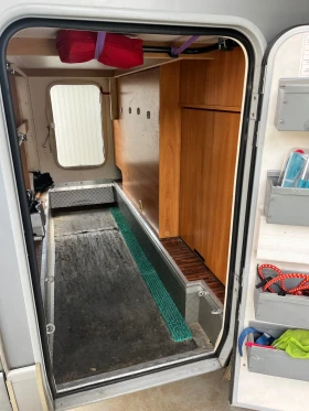 Кемпер HYMER / ERIBA ExSIS-i 512, снимка 14