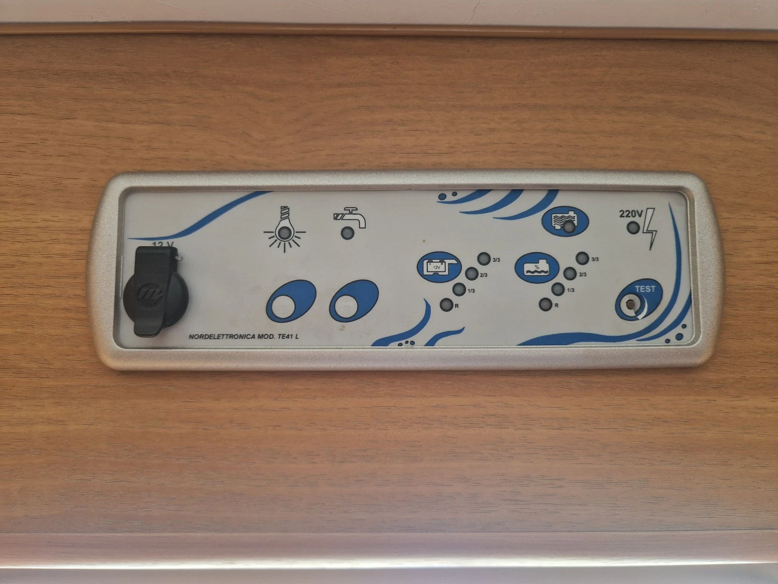 Кемпер Fiat Fiat Ducato 1.9 D Roller Team Auto Roller 15, снимка 14 - Каравани и кемпери - 54135826