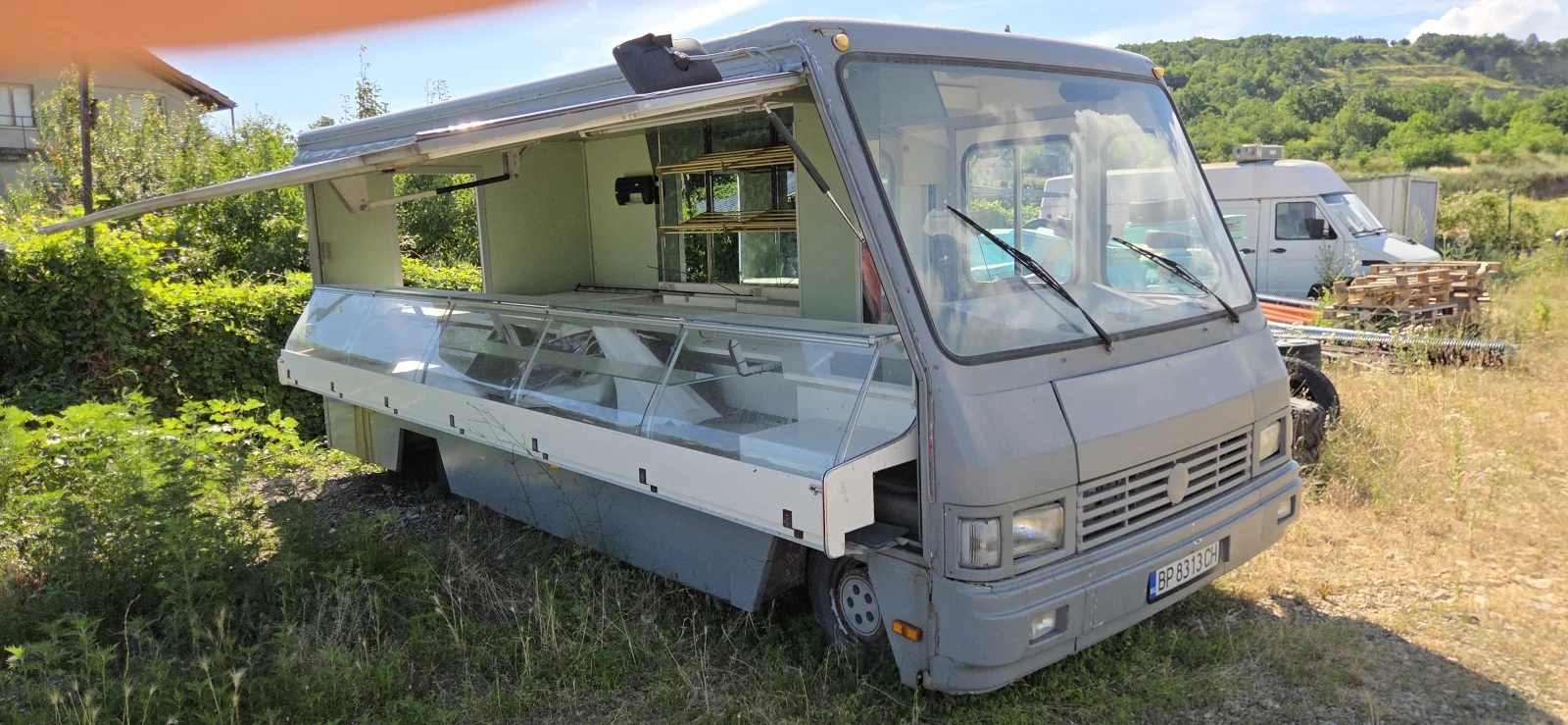 Кемпер Peugeot J5 Baeten Foodtruck