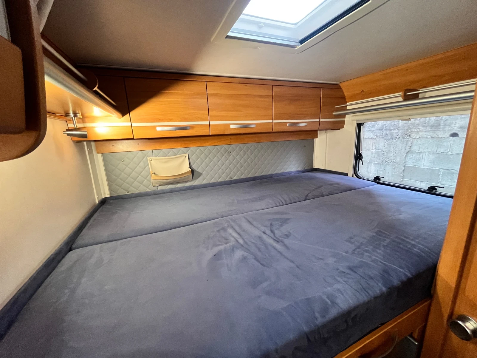 Кемпер HYMER / ERIBA ExSIS-i 512, снимка 4 - Каравани и кемпери - 56171064