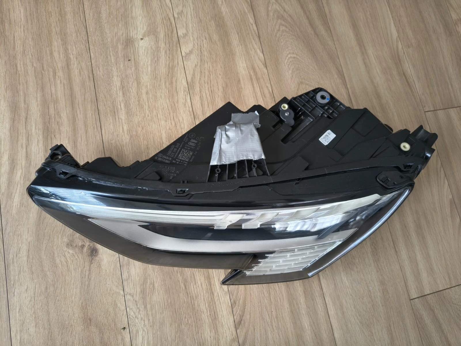 Фар Audi A3 8Y0941035 Matrix , снимка 3 - Части - 56139359