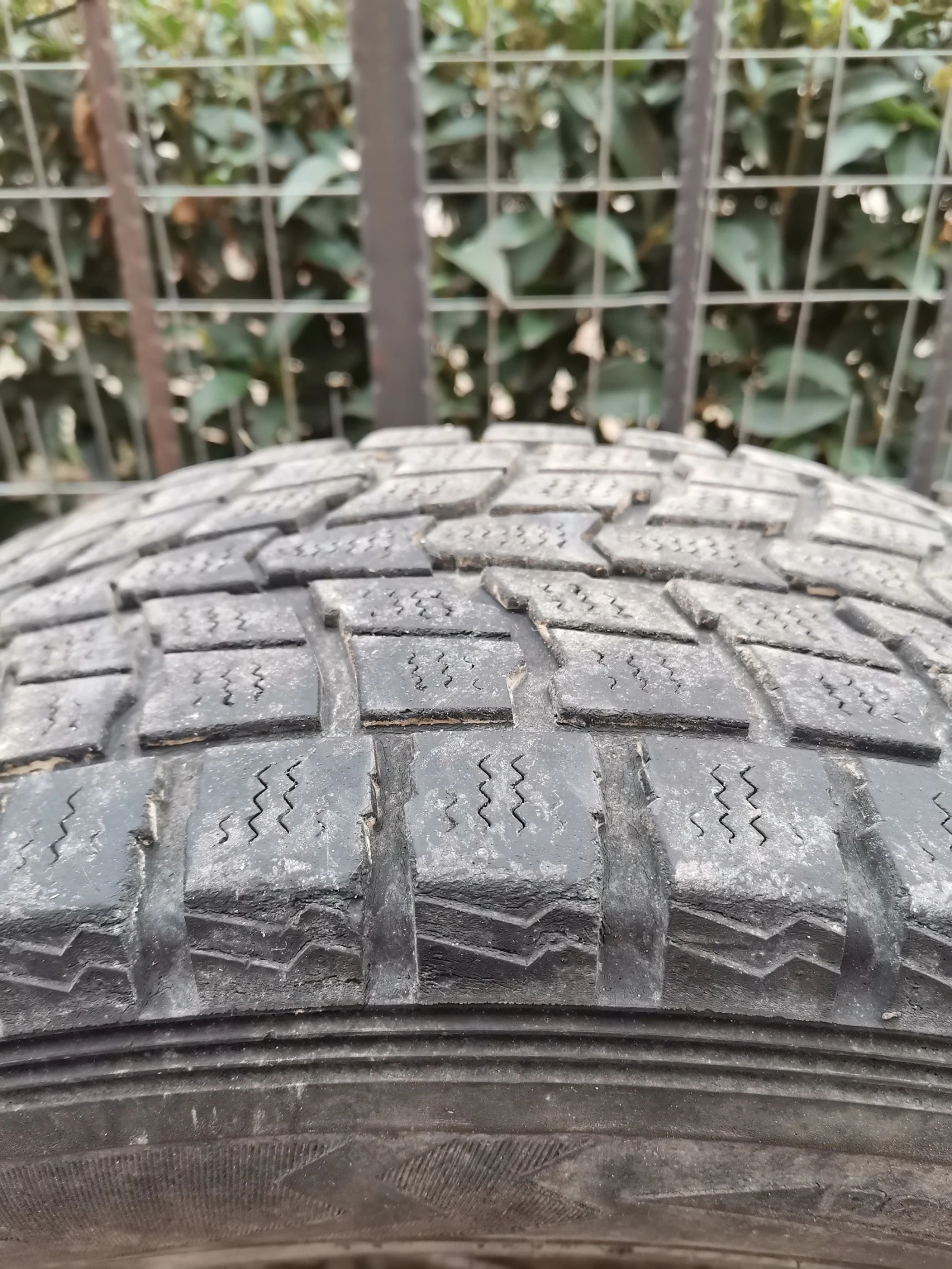  215/70R17 | Mobile.bg   2