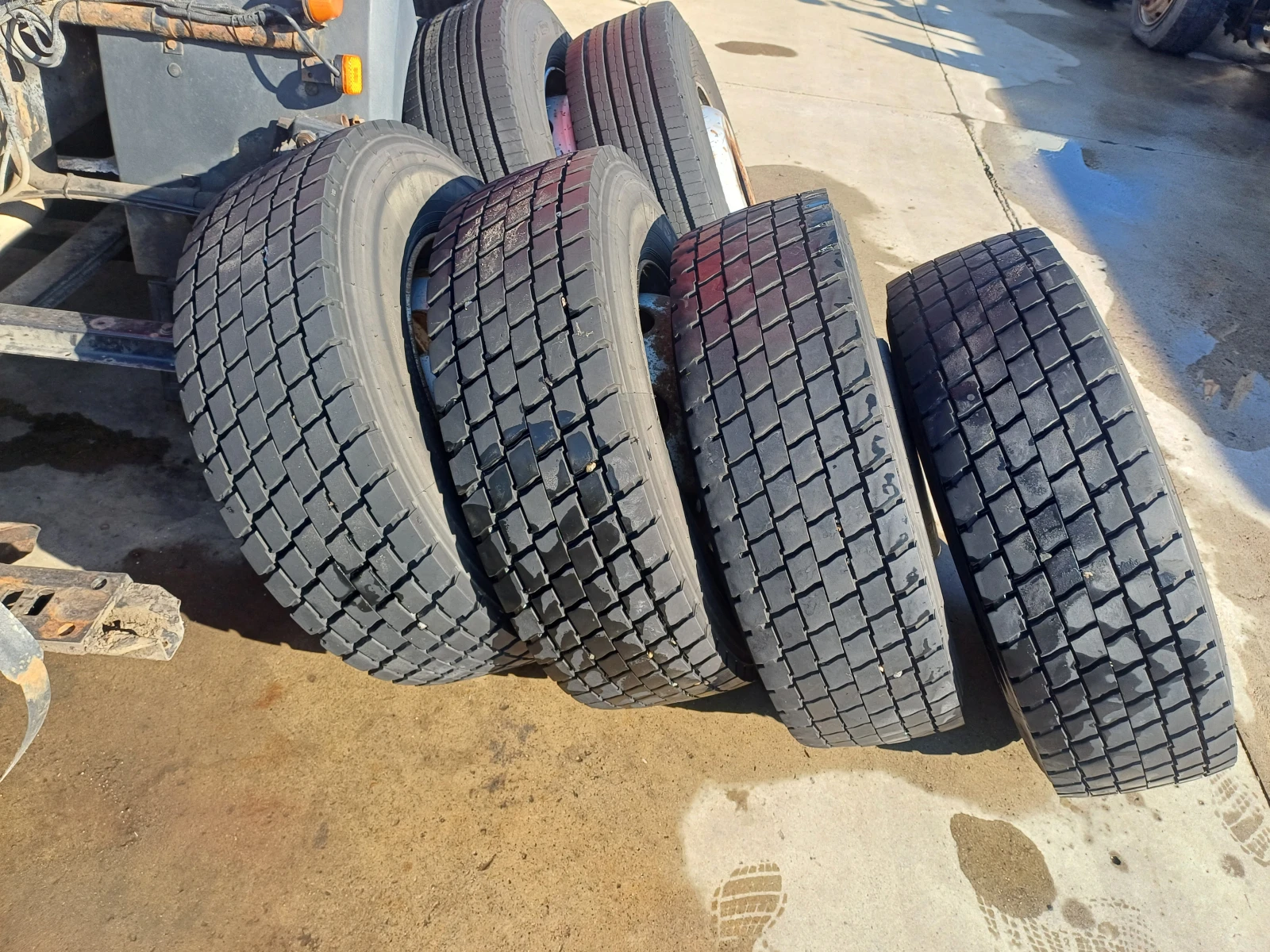 Гуми с джанти