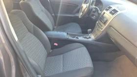 Toyota Avensis 2.0  автоматик 152кс, снимка 6