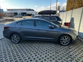 Hyundai Elantra Premium, снимка 9