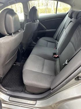 Toyota Avensis 2.2d - 5750 € / 11246.02 лв. - 73568263 13