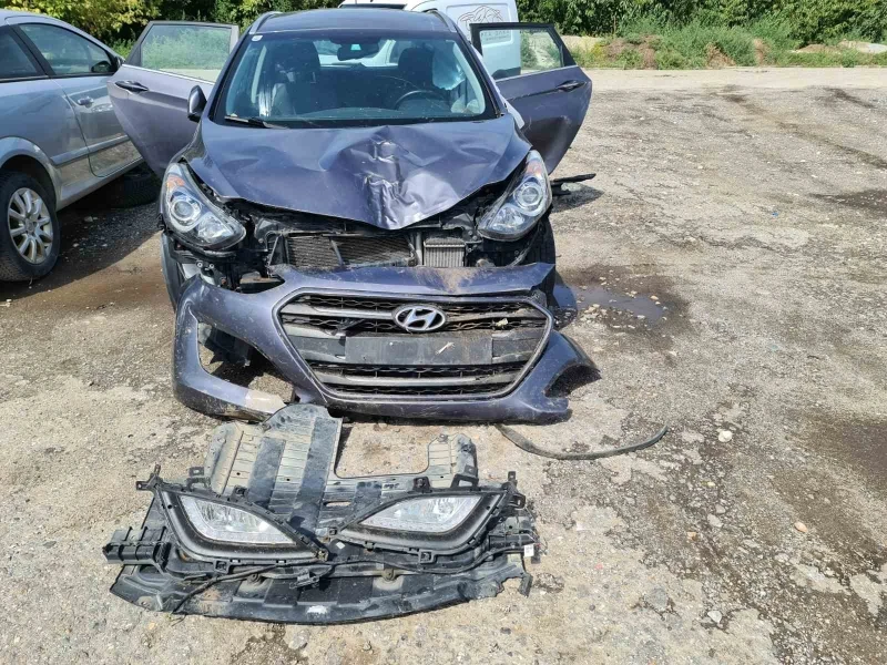 Hyundai I30 1.6 crdi, снимка 8 - Автомобили и джипове - 37828988