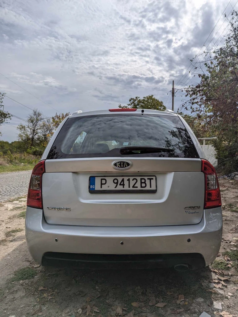 Kia Carens, снимка 3 - Автомобили и джипове - 47545395