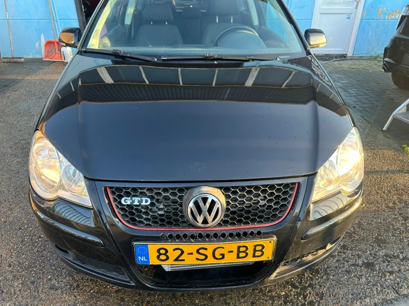 VW Polo 1.9TDI, снимка 4 - Автомобили и джипове - 47981161