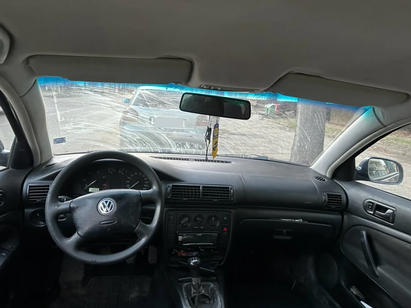 VW Passat, снимка 5 - Автомобили и джипове - 48639183