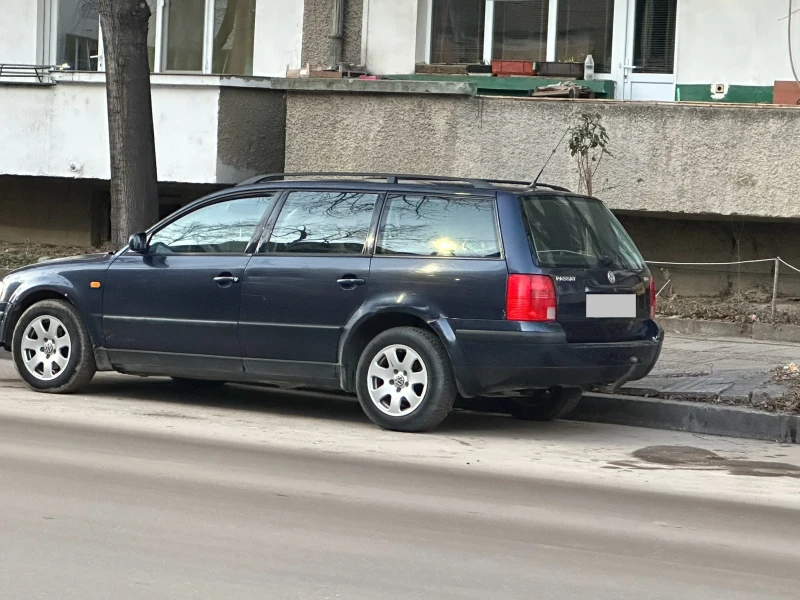 VW Passat, снимка 7 - Автомобили и джипове - 48639183