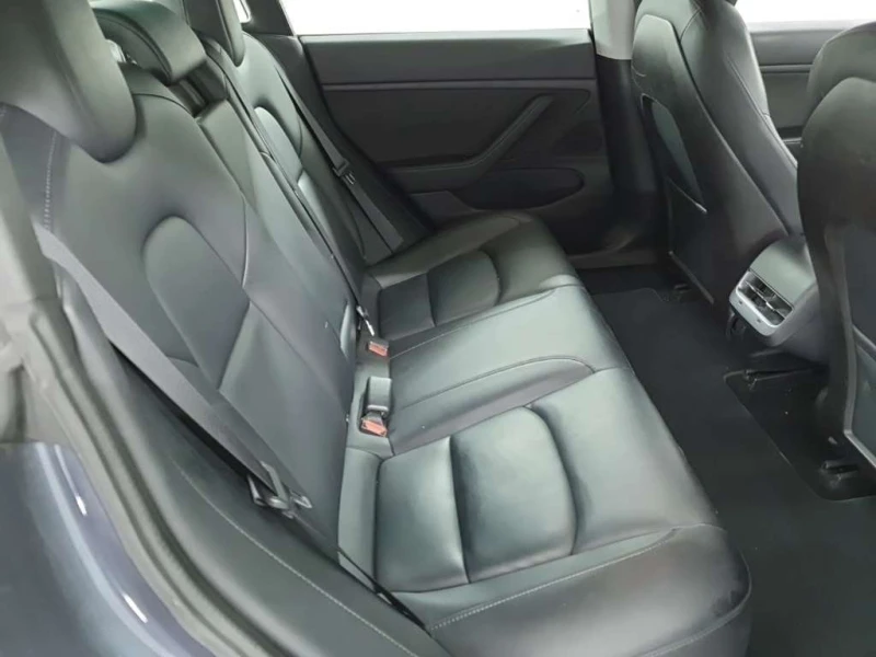 Tesla Model 3  4х4 Европейска Long Range, снимка 5 - Автомобили и джипове - 50370137