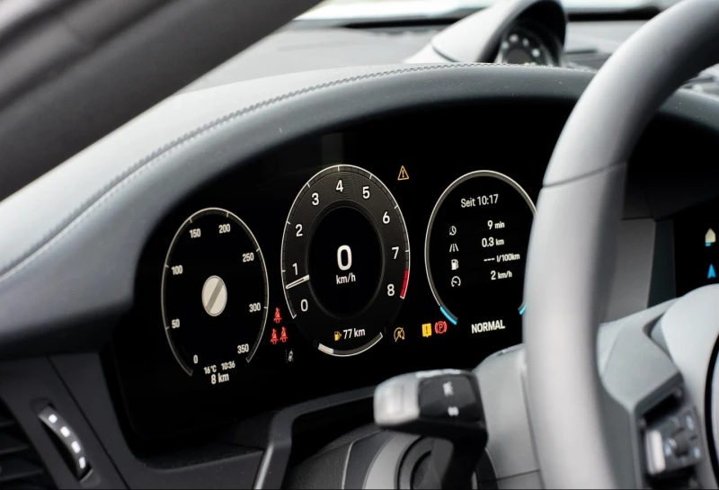 Porsche 911 992.2 CARRERA S/SPORT CHRONO/BOSE/PANO/MATRIX/, снимка 13 - Автомобили и джипове - 52402674