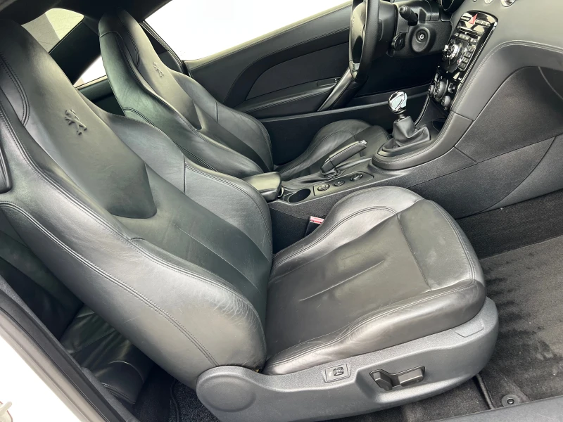 Peugeot RCZ 1.6 i TURBO 200 КС. NAVI КОЖА ПАМЕТ 6СК EURO5B , снимка 11 - Автомобили и джипове - 52505436
