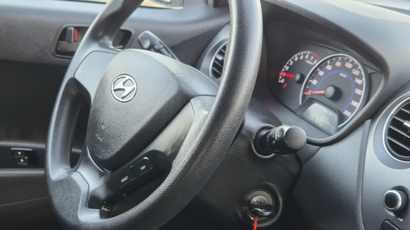 Hyundai I10 1.0i ЕВРО6В* ПЕРФЕКТНА* , снимка 15 - Автомобили и джипове - 52774768