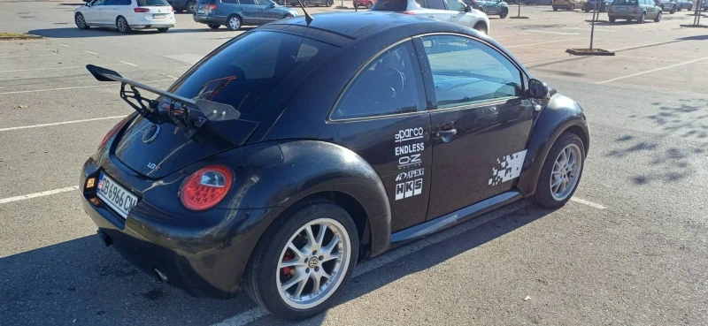 VW New beetle 1, 8 Т, снимка 4 - Автомобили и джипове - 52849205
